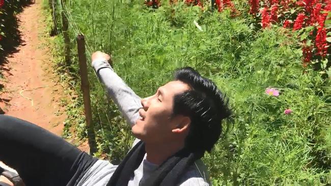 Bệnh tim của Tường trở nặng trong Gạo Nếp Gạo Tẻ vì chạy amp;#34;mệt nghỉamp;#34; theo Hương trên đồi hoa? - 5