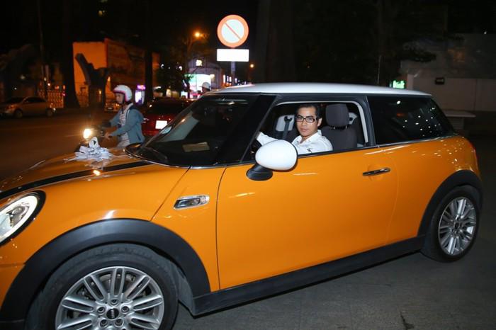 Chốt danh sách sao Việt tậu xế amp;#34;khủngamp;#34; 2018: Bất ngờ với nàng Á hậu này - 1