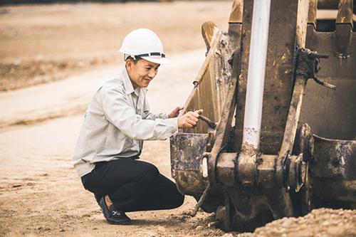 Ảnh cưới tại nghĩa trang của cặp đôi yêu 7 ngày là cưới - 1