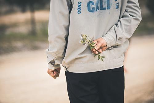 Ảnh cưới tại nghĩa trang của cặp đôi yêu 7 ngày là cưới - 2