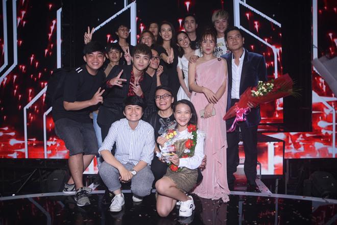 Học trò đăng quang, vợ chồng Lưu Hương Giang lần thứ 3 chiến thắng Giọng hát Việt nhí - 10