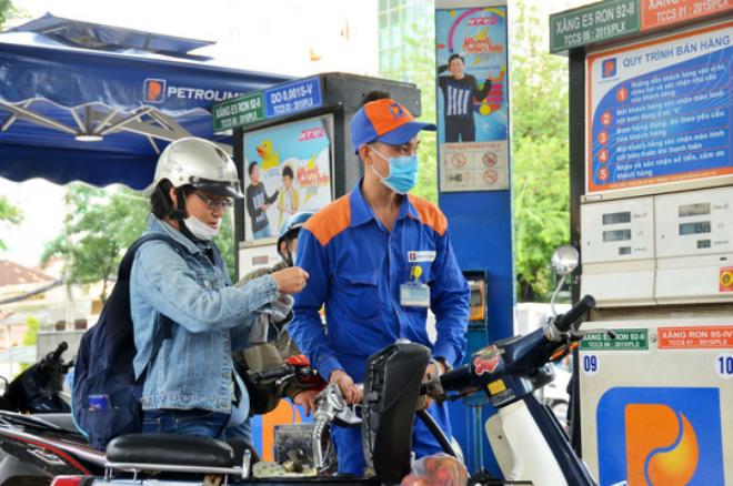 Tin tức 24h: Rao bán xe máy 30 triệu biển phát tài, cô gái gây bức xúc vì điều này - 3