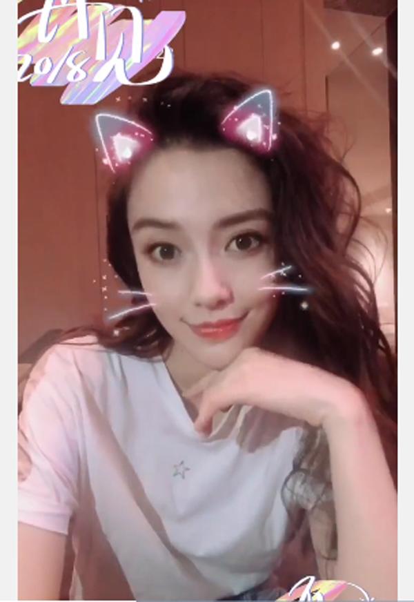 Câu nói con trai 2 tuổi Bọt Biển Nhỏ khen Angelababy gây bão mạng xã hội - 3