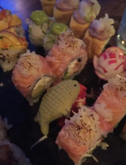 Cười amp;#34;không ngậm được mồmamp;#34; với cách câu khách bá đạo của các nhà hàng - 8