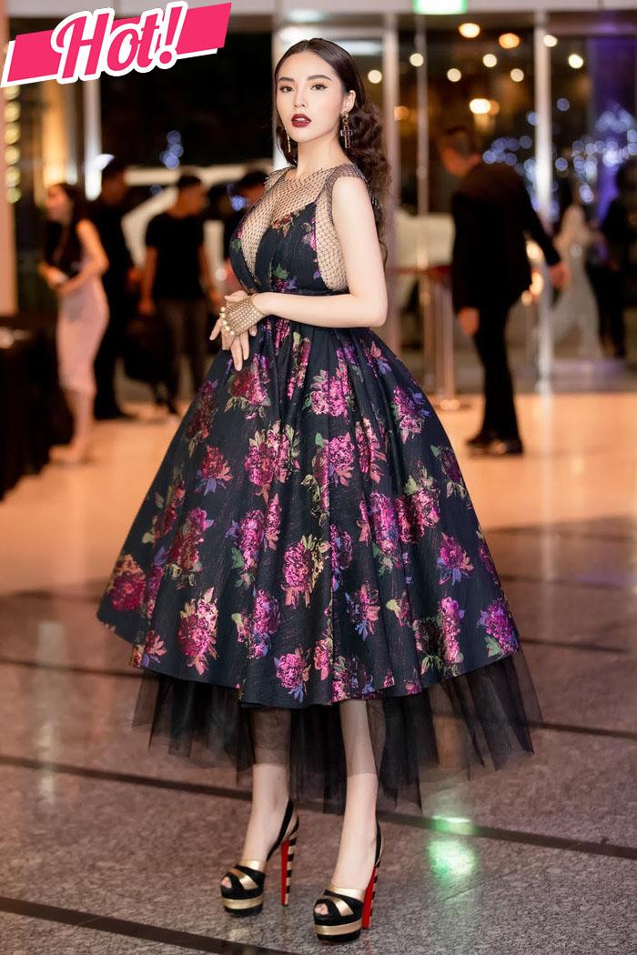 Đặng Thu Thảo dẫn đầu bảng sao đẹp, Khả Ngân mất điểm vì diện trang phục già chát - 4