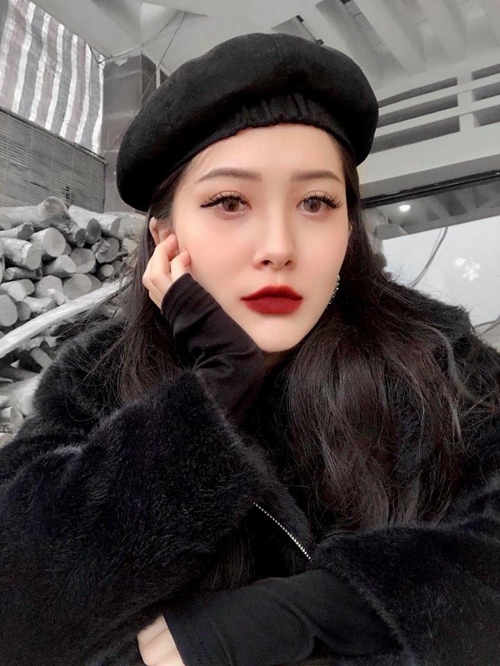 amp;#34;Em gái mưaamp;#34; của Hương Tràm gây sốt vì quá đẹp, đôi chân dài thẳng tắp dù chỉ có 1m56 - 3