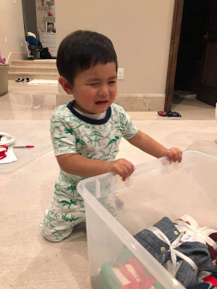 Hào hứng gói quà từ thiện cùng mẹ nhưng phản ứng cuối cùng của con trai Đan Trường gây choáng - 3