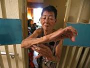 Tin tức - Chồng đánh vợ sảy thai 5 lần, dẫn bồ về nhà nhưng phản ứng của vợ mới gây phẫn nộ