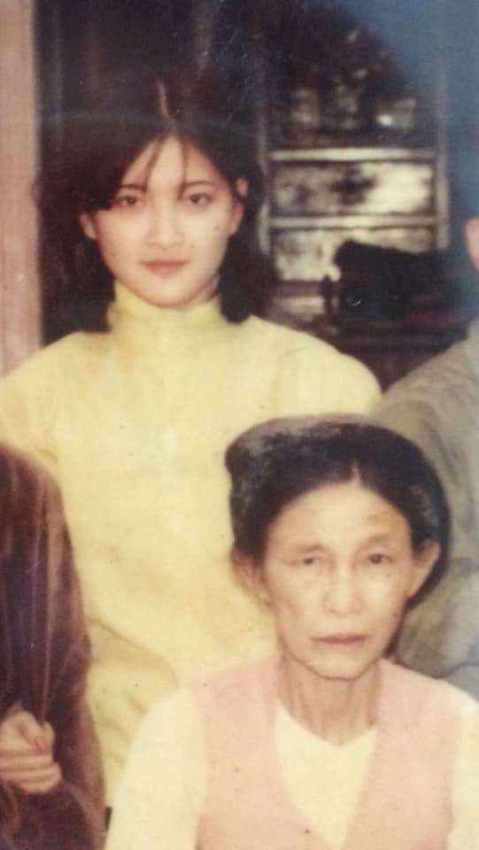 Nhìn ảnh của các mẹ thời trẻ, dân mạng trầm trồ thán phục: Hot girl bây giờ phải thua xa - 13