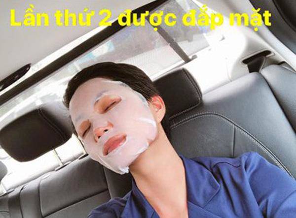 Miss Vietnam learns from Pham Bang Bang, every time she goes out she wears a tight skin care mask - 4