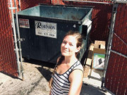 Làm mẹ - Bà mẹ Mỹ cho 4 con ăn đồ ở thùng rác, tiết kiệm 7 triệu đồng mỗi tháng