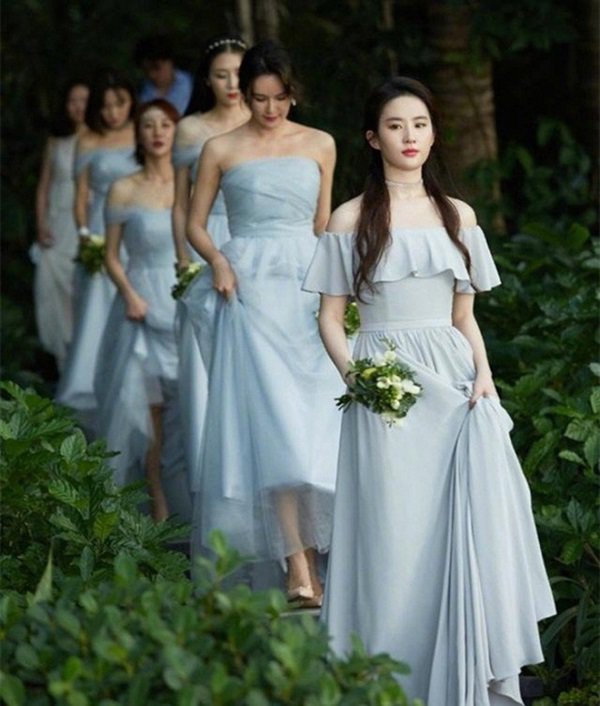 khong phai trieu vy, lam tam nhu, &#34;than tien ty ty&#34; luu diec phi song tinh nghia nhat showbiz - 17