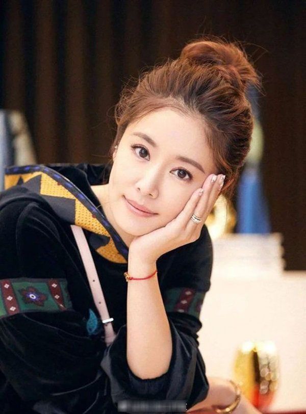 Image hình ảnh hình ảnh hình ảnh hình ảnh hình ảnh Lâm Tâm Như - Ngôi sao 24/7: Ảnh ngoài đời già nua, ăn diện xuề xòa, Lâm Tâm Như ...