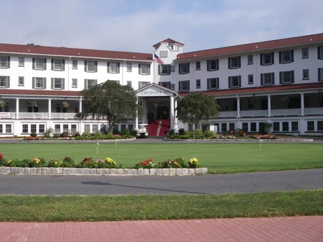 chu re bi bat qua tang gio tro doi bai voi phu dau, loi khai nhan cang gay buc xuc - 3