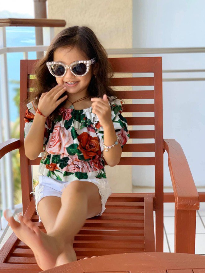 Sao Việt 24h: Dàn sao mê con gái Hà Kiều Anh, amp;#34;bà trùm Hoa hậuamp;#34; có bình luận đặc biệt - 4