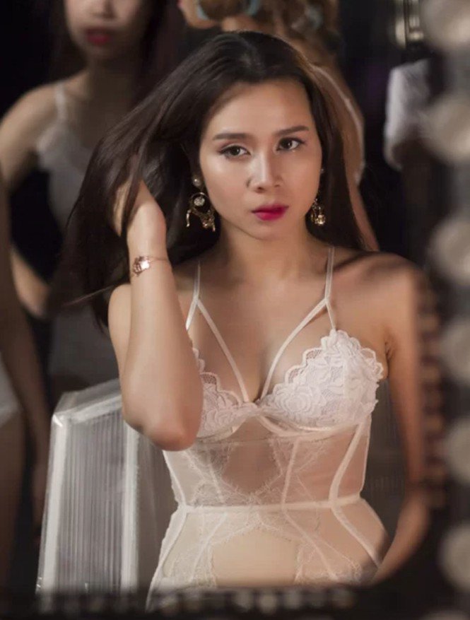 hanh trinh lot xac "vit hoa thien nga" cua luu huong giang sau 15 nam hoat dong showbiz - 5