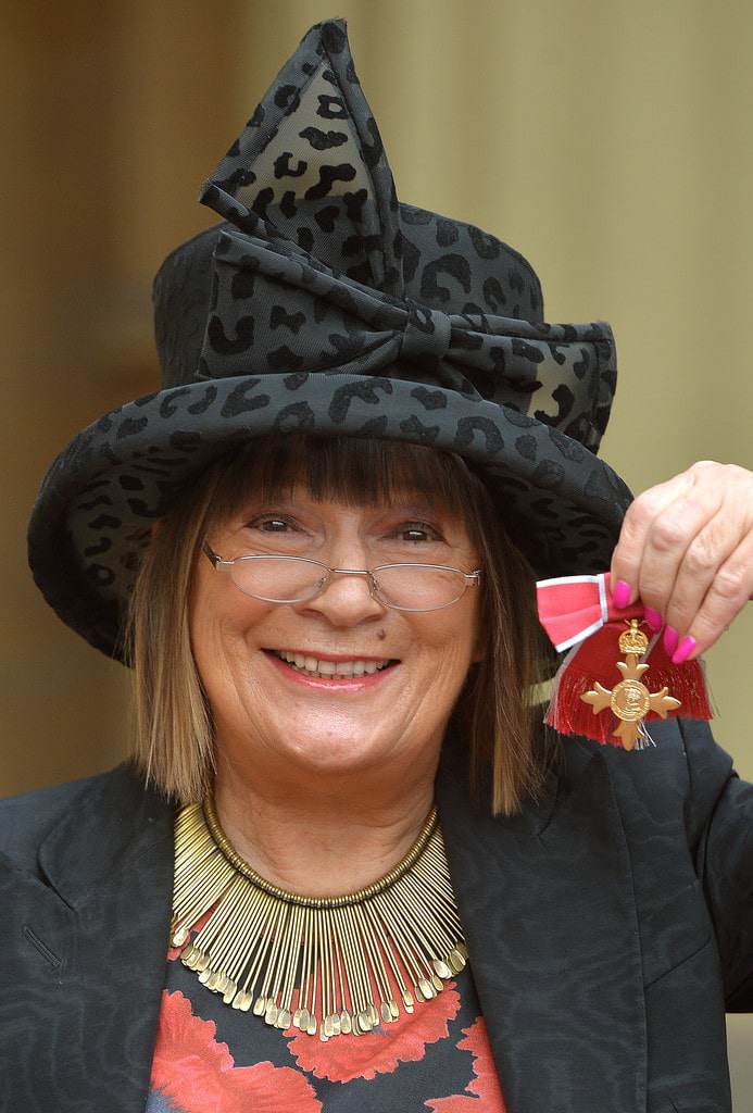 Thiết kế của Trần Hùng xuất hiện tại show thời trang từ thiện lớn tại Anh quốc - 3