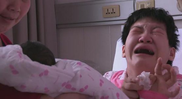 co gai bai nao lay duoc chong dep trai, nguoi ngoai xi xao den ngay sinh con thi nin thinh - 5