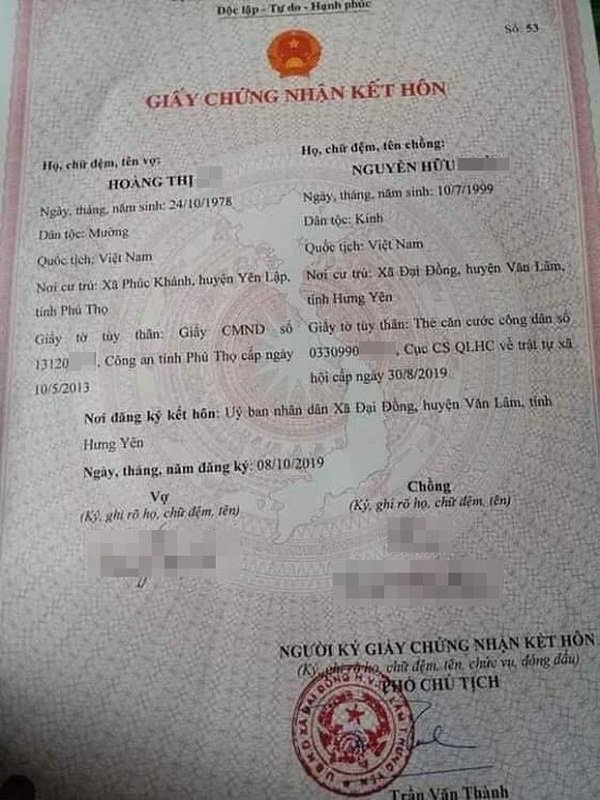 Tin tức 24h: Đám cưới cô dâu hơn chú rể 21 tuổi ở Hưng Yên xôn xao MXH - 1