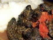 Xem ăn chơi - Khách tây bỏ chạy trước những món ăn kỳ lạ này ở châu Phi