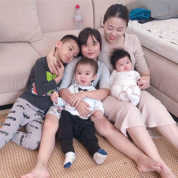 4 mẹ bỉm sữa mát tay kiếm tiền: amp;#34;Thất nghiệpamp;#34; ở nhà quay video cũng mua được ô tô - 3