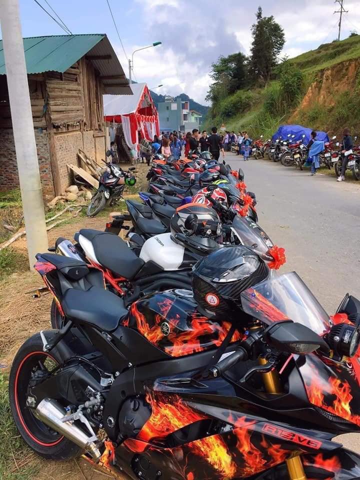 xuat hien doan ruoc dau mac do dan toc thieu so, cuoi mo to phan khoi lon o lao cai - 3