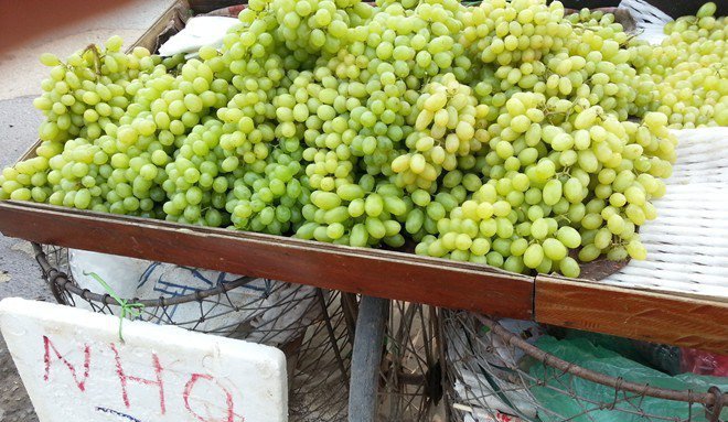 Cách phân biệt nho xanh Trung Quốc với nho xanh Ninh Thuận để chị em tránh mua nhầm - 1