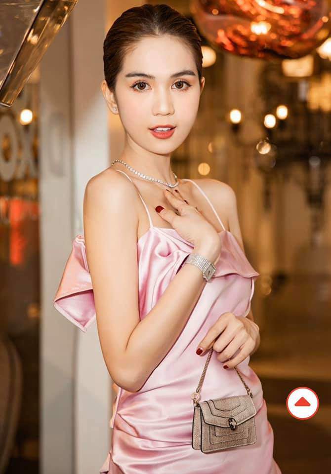 co ai nhu ngoc trinh, shopping nhieu qua quen luon chiec vay mua 1 nam van chua mac - 4