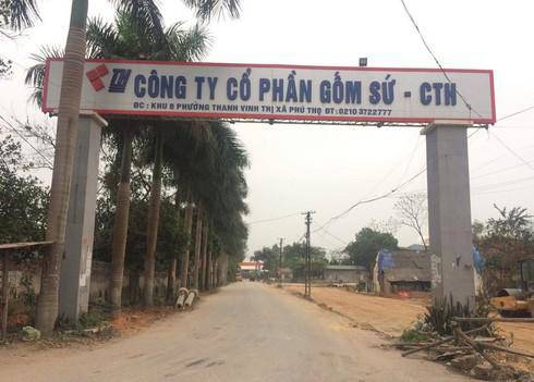 Thông tin bất ngờ về nguồn gốc lượng dầu thải đổ xuống đầu nguồn nước sông Đà - 1