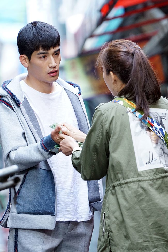 Kẻ thù ngọt ngào: Liệu tình yêu và sự tha thứ có hóa giải được những toan tính, oán hận? - 3