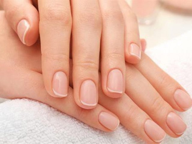 Những dấu hiệu từ móng tay cảnh báo ung thư hoặc gan sắp hỏng