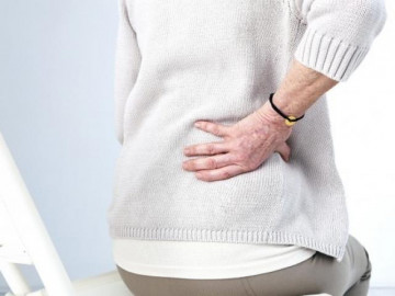 Dấu hiệu và cách điều trị loãng xương