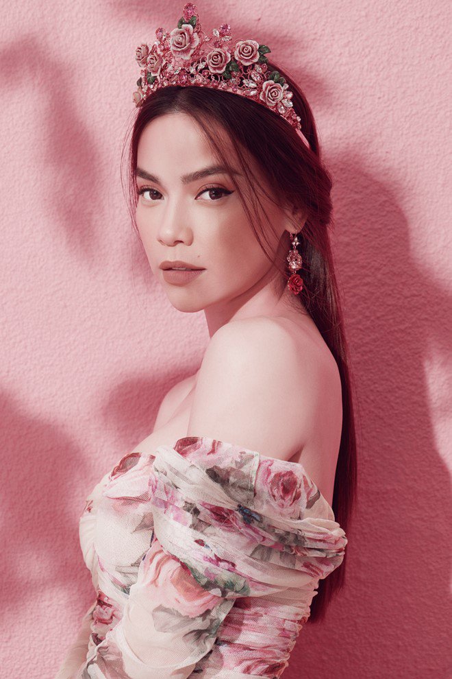 Sau thời gian vắng bóng truyền hình, Hồ Ngọc Hà tái xuất làm giám khảo Gương mặt thân quen 2019 - 4