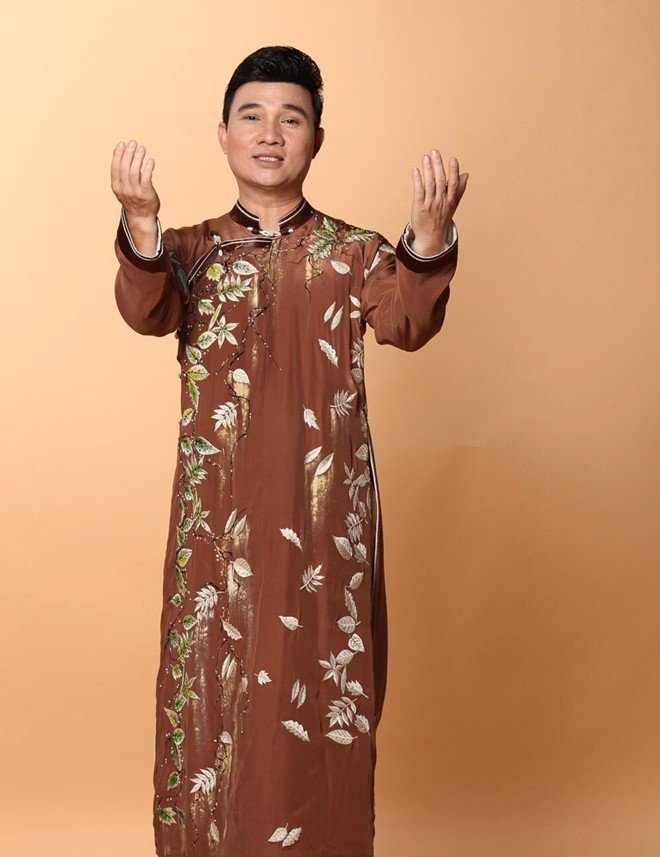 Sau thời gian vắng bóng truyền hình, Hồ Ngọc Hà tái xuất làm giám khảo Gương mặt thân quen 2019 - 8
