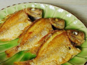 Bếp Eva - Tạm biệt cá rán sát chảo, thịt cá nát tan với 5 bước đơn giản không ngờ