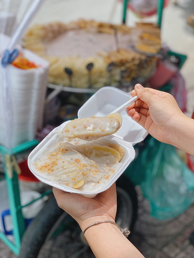 Xe chuối xào tồn tại 20 năm, chỉ bán hơn 1 tiếng là hết veo - 2