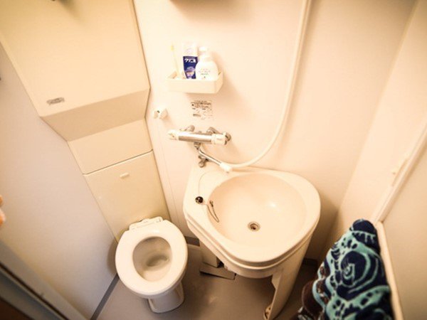 Cô gái thuê nhà bé tẹo như giữa phố cổ Hà Nội, giá thuê mỗi tháng mới gây choáng - 10