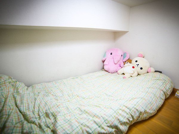 Cô gái thuê nhà bé tẹo như giữa phố cổ Hà Nội, giá thuê mỗi tháng mới gây choáng - 12