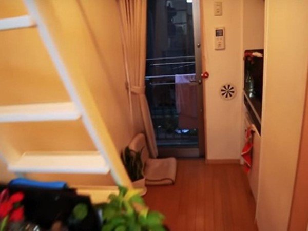 Cô gái thuê nhà bé tẹo như giữa phố cổ Hà Nội, giá thuê mỗi tháng mới gây choáng - 3