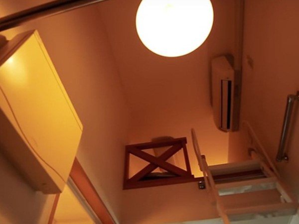 Cô gái thuê nhà bé tẹo như giữa phố cổ Hà Nội, giá thuê mỗi tháng mới gây choáng - 4