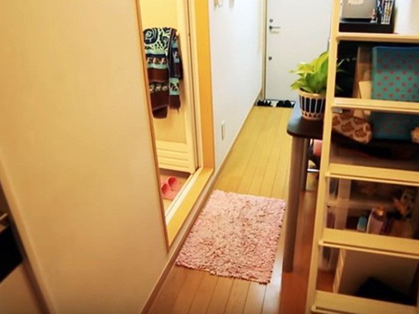 Cô gái thuê nhà bé tẹo như giữa phố cổ Hà Nội, giá thuê mỗi tháng mới gây choáng - 5