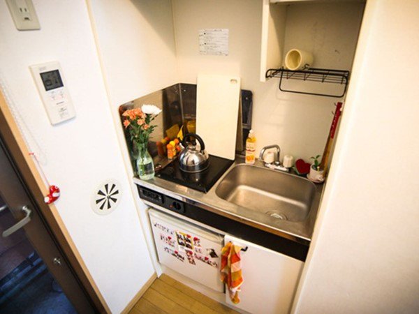 Cô gái thuê nhà bé tẹo như giữa phố cổ Hà Nội, giá thuê mỗi tháng mới gây choáng - 6