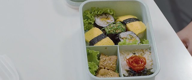 Hoa Hồng Trên Ngực Trái: Khuê nhờ kẻ thù khiến gia đình cô tan nát giúp đòi quyền nuôi con - 10