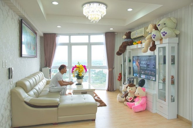 Ca sĩ hội chợ mua nhà 10 tỷ dịp sinh nhật, nhìn gia tài đã có còn amp;#34;choángamp;#34; hơn - 3