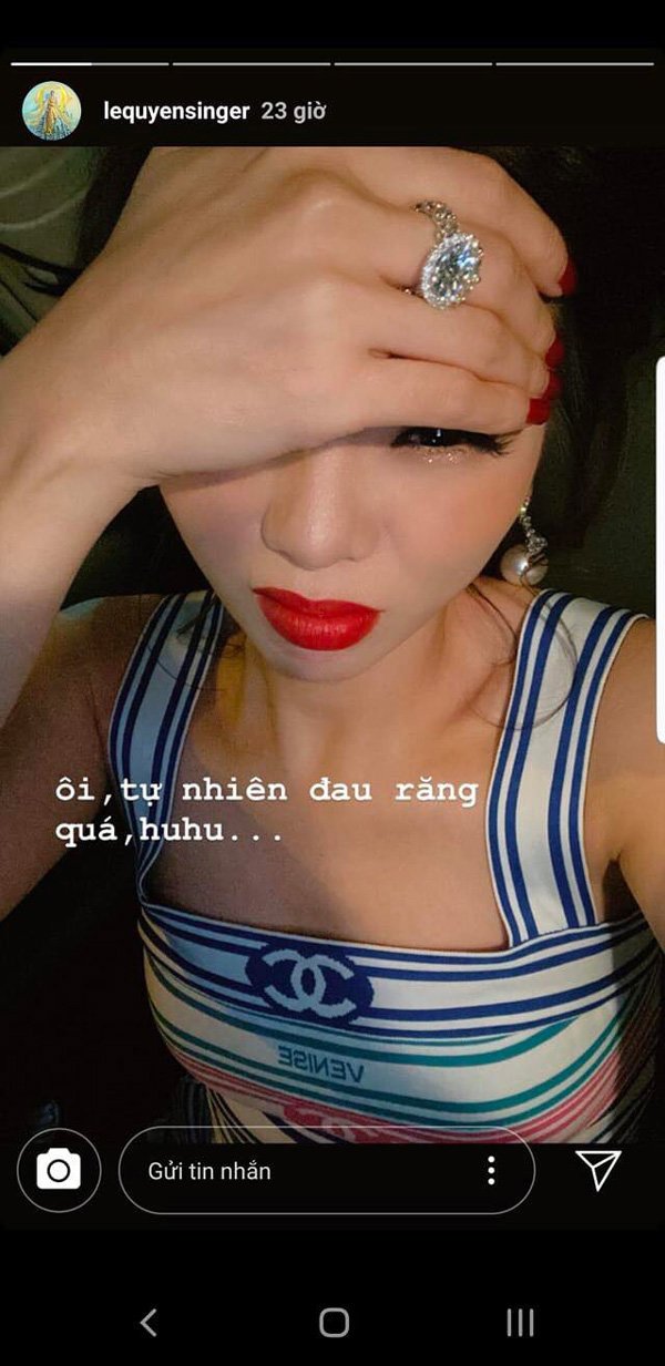 Than nhức răng, nhưng Lệ Quyên không quên khoe nhẫn kim cương khủng mới tậu - 1
