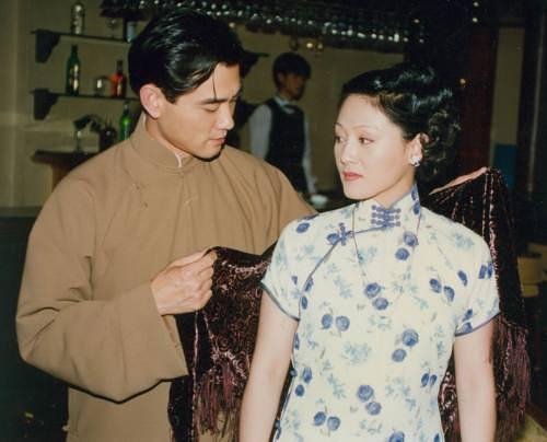 Nguyên tác Tiếng Sét Trong Mưa: Táo bạo và amp;#34;xôi thịtamp;#34;, khán giả cãi nhau suốt 80 năm - 5