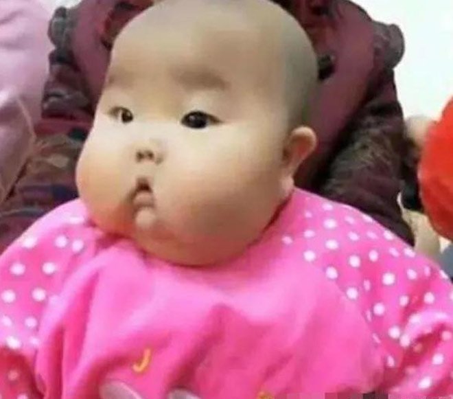 Nhờ bà chăm cháu 1 tháng, ngày đón về mẹ suýt ngất vì không nhìn ra con gái xinh - 4