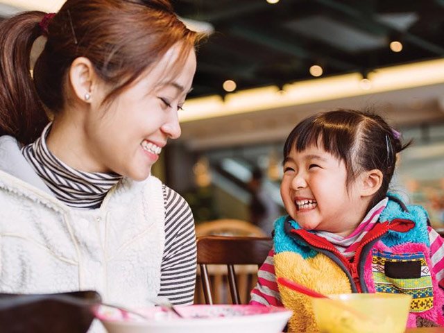 Bật mí chiêu để cha mẹ giao tiếp với con hiệu quả