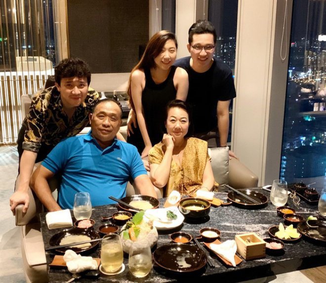 Vắng mặt trong sinh nhật mẹ chồng, mối quan hệ của Hari Won và gia đình Trấn Thành ra sao? - 2
