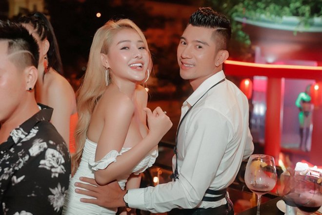 Đâu chỉ ngủ chung giường sau chia tay, Ngân 98 - Lương Bằng Quang còn mặc đồ đôi cơ mà! - 4